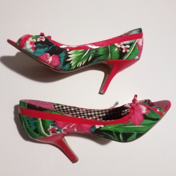 Naughty Monkey Open Toe Jungle Print Sandal Size8 - Picture 2 of 8